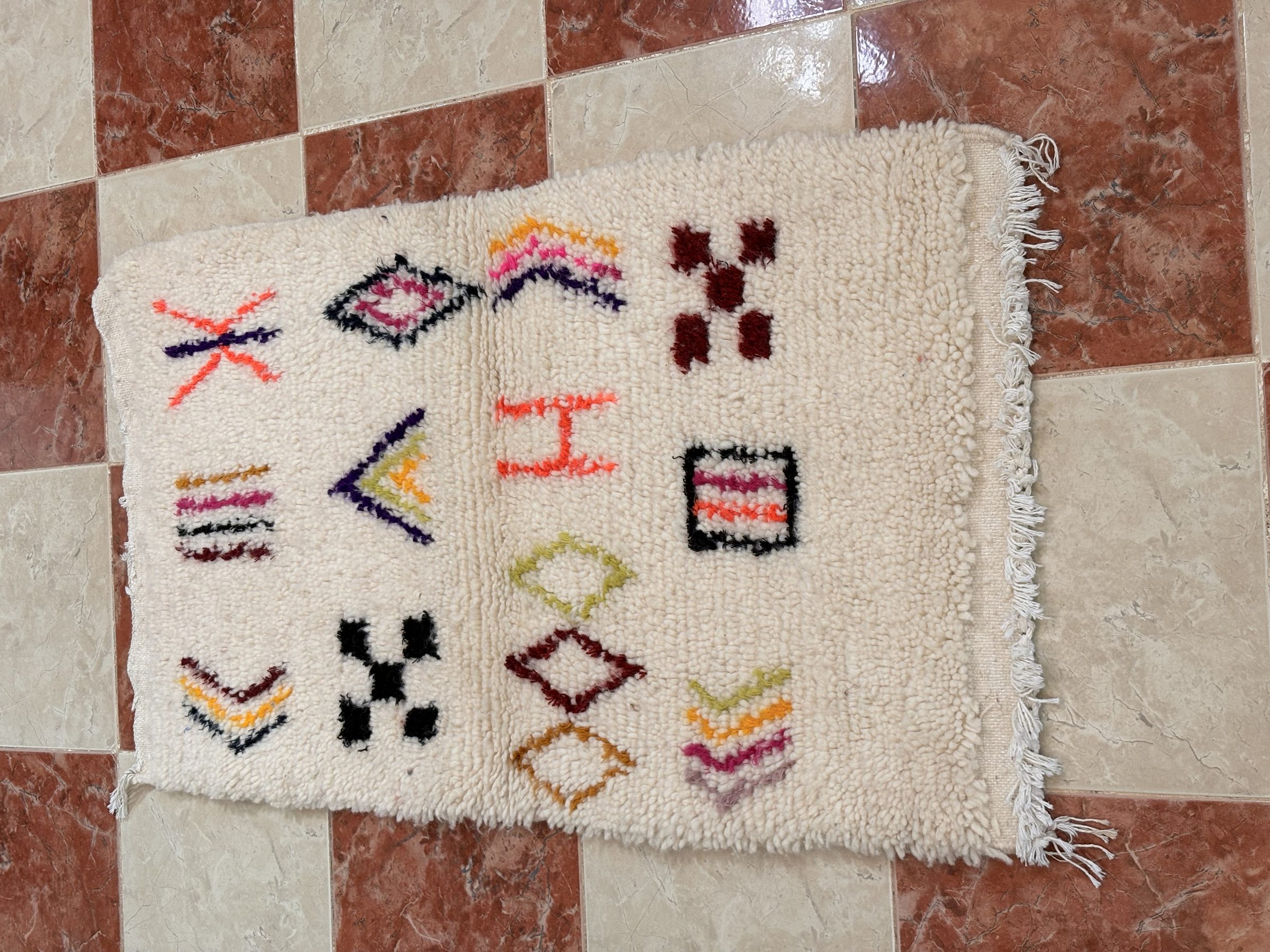 Taznakht Rug, 110 × 62 cm