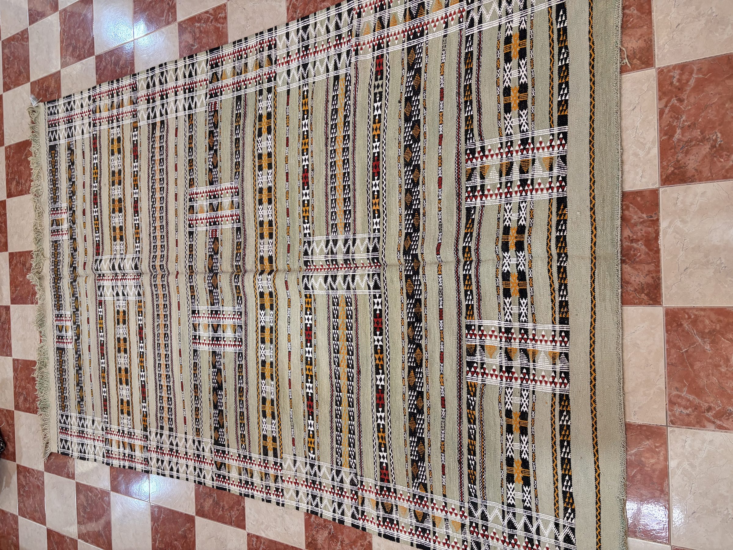 Taznakht Rug, 311 × 200 cm